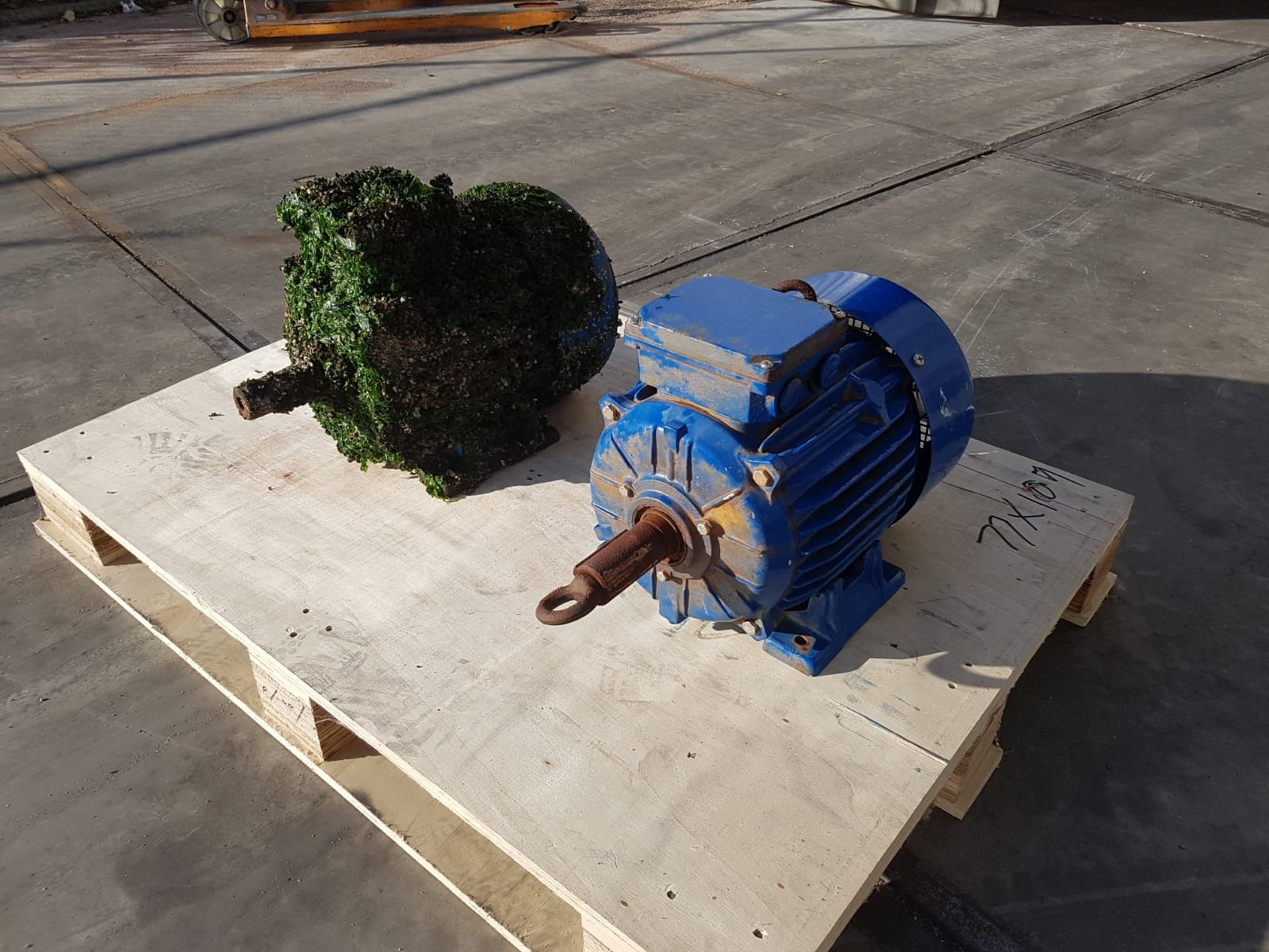Elektromotor met en zonder coating (KTC). Het verschil is enorm